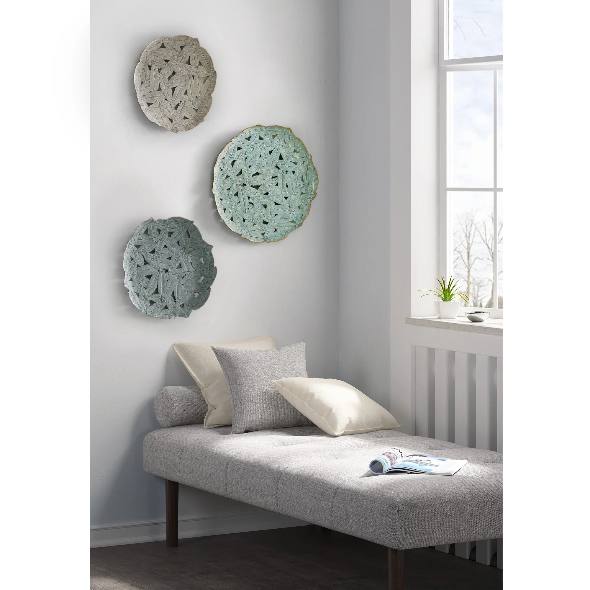 Madison Park Rosalie Textured Feather 3-piece Metal Disc Wall Decor Set